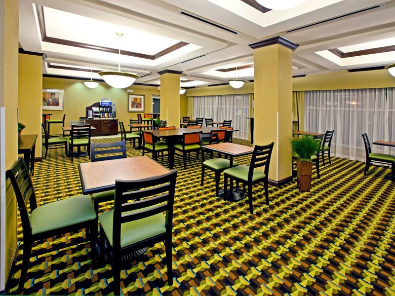 Holiday Inn Express Hotel & Suites Richwood - Cincinnati South, An Ihg Hotel Ngoại thất bức ảnh